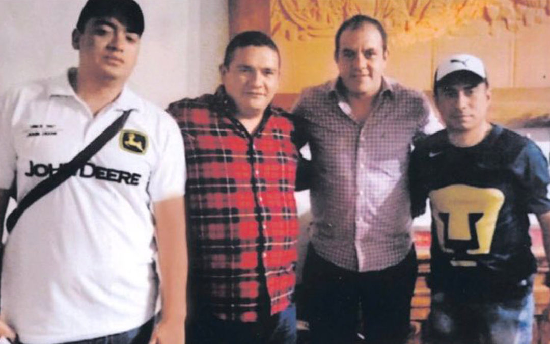 Amenazan a Cuauhtémoc Blanco tras negar foto con narcos