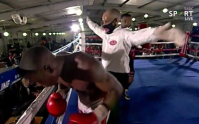 Muere Simiso Buthelezi, boxeador que se hizo viral por lanzar golpes al aire en una pelea.