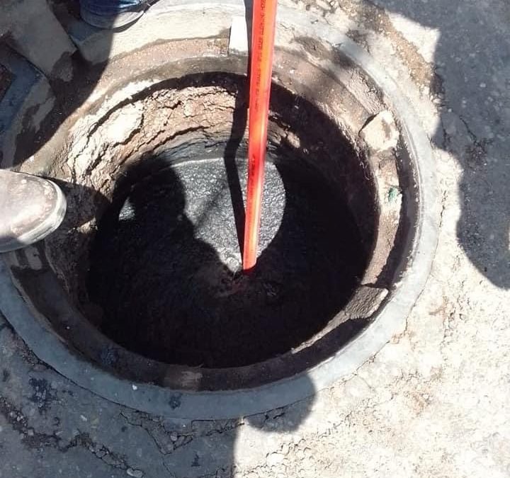 Gobierno de Paraíso trabaja en la limpieza de la red del drenaje sanitario