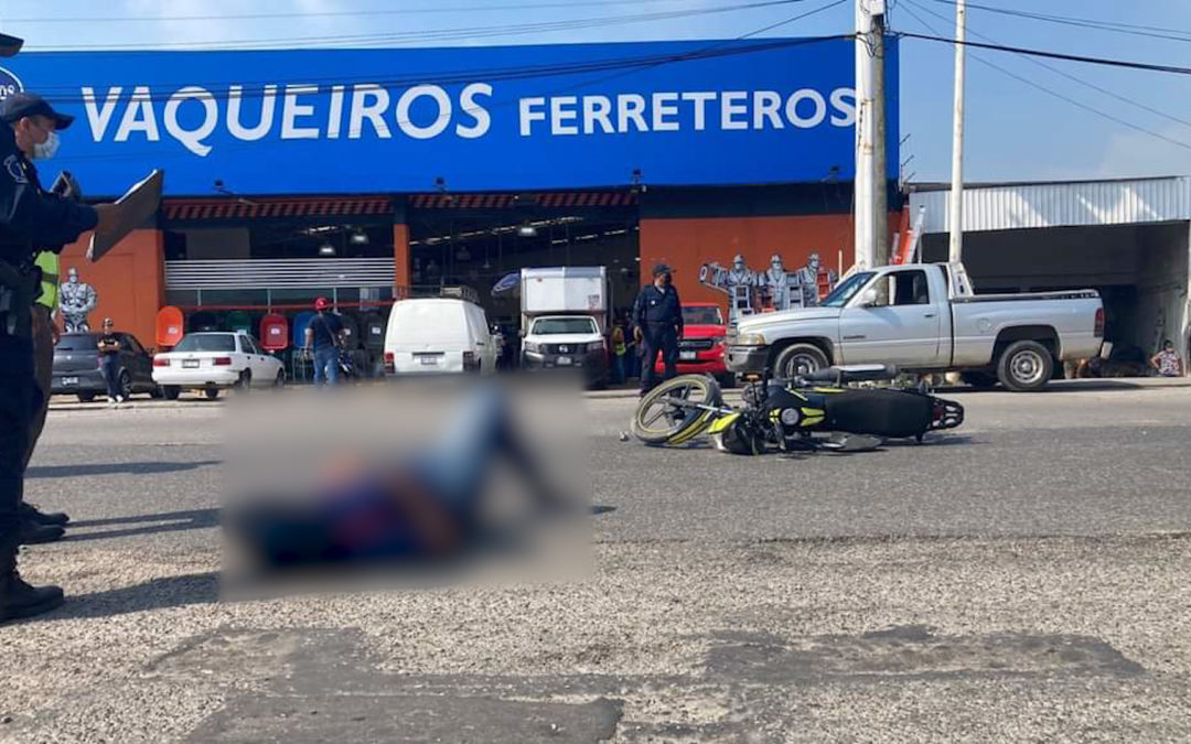 Atropellan a motociclista en el Periférico de Villahermosa, el culpable se dio a la fuga