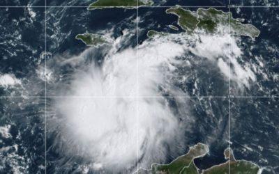 Tormenta “Ian” se acerca a la Península de Yucatán; se convertirá en huracán categoría 4