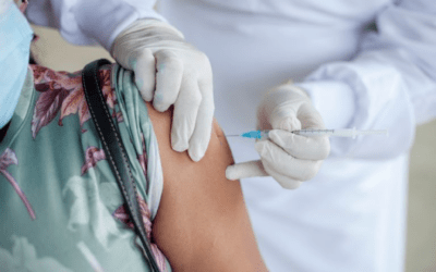 Un nuevo estudio revela: las mujeres sí pueden amamantar después de vacunarse contra Covid-19