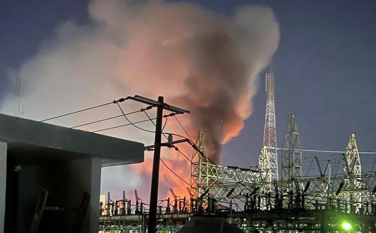 En Villahermosa, se registró la explosión de la bodega de Café la Cabaña - XHVX FM | LA GRANDE DE TABASCO En Villahermosa, se registró la explosión de la bodega de Café la Cabaña - XHVX FM | LA GRANDE DE TABASCO