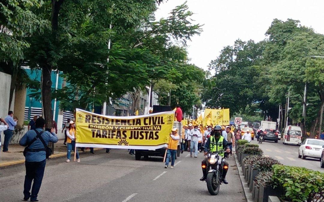 Marcha el PRD contra CFE por altas tarifas, anuncia que las protestas se realizaran en todas las regiones del estado y nombran coordinadores.