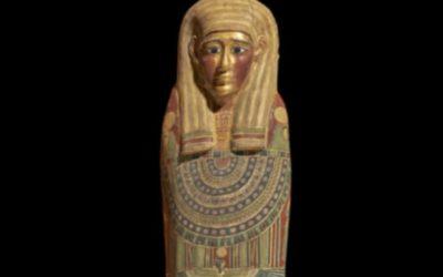 «El niño de oro», descubren momia que vale millones en Egipto.