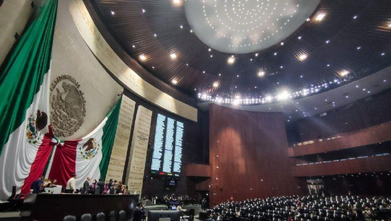 Diputados analizan impugnación contra TEPJF por ordenar que el INE sea presidido por una mujer.