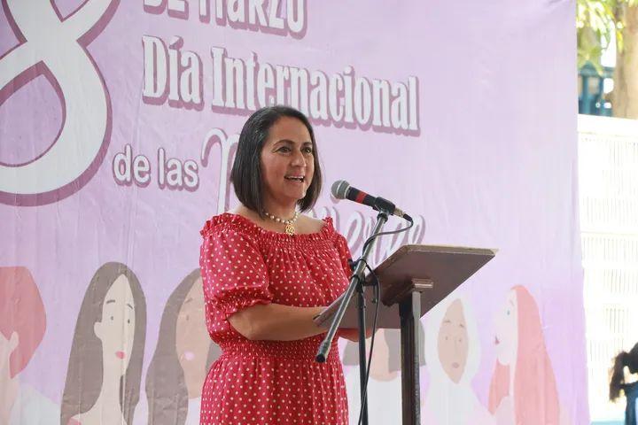 Gobierno de Comalcalco conmemora el día internacional de la mujer.