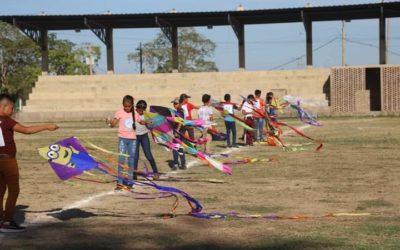 Realizan con éxito concurso de papagayos en Paraíso.