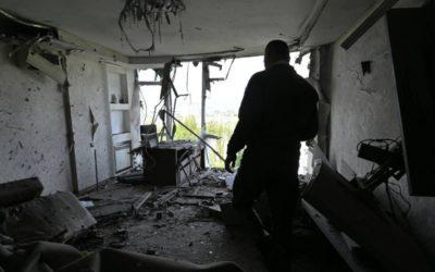 Estalla la violencia en Ucrania: Rusia ataca con poderosas bombas, tanques, aviones y drones.